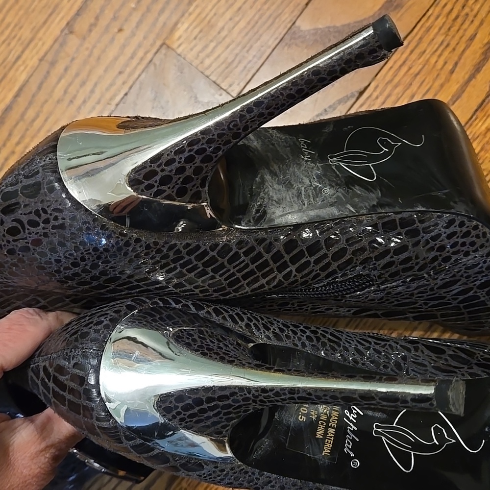 Vintage Baby Phat Croc-Embossed Black Patent Knee-High Boots size 10.5 - Picture 6 of 9
